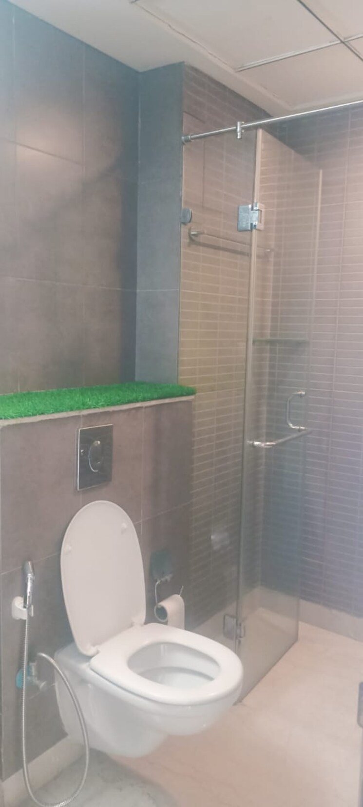 Bathroom, tata-raheja-raisina-residency 5 Bedroom 5953 Sq.Ft. Apartment In Sector 59 Gurgaon 8004716