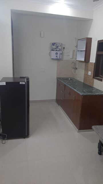 Kitchen in 1 BHK Builder Floor at Sector 40 – for Rent