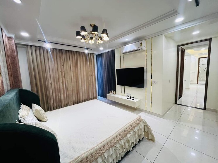 Master Bedroom, the-suman-marvelous 3 Bedroom 1745 Sq.Ft. Apartment In Ramgarh Bhudda Zirakpur 8004773