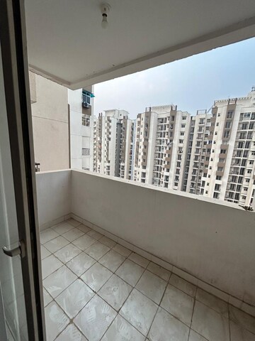 Balcony in 3.5 BHK Apartment at Amrapali Leisure Park, Amrapali Leisure Valley – for Rent