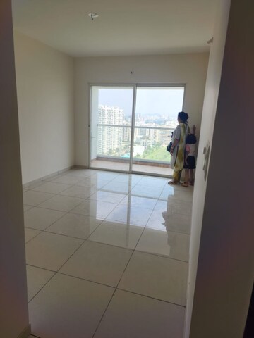 Master Bedroom in 2.5 BHK Apartment at VJ YashOne Infinitee, Tathawade – for Rent