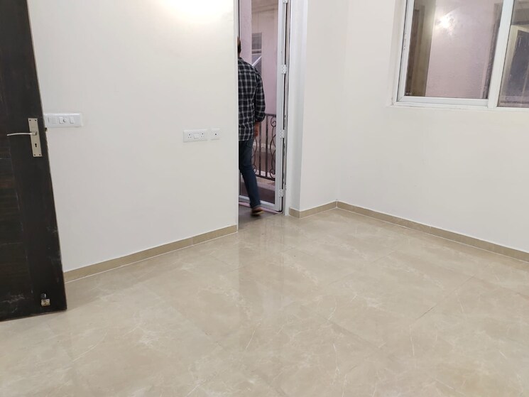 Room, signature-global-park-4-and-5 3 Bedroom 1081 Sq.Ft. Apartment In Sohna Sector 36 Gurgaon 8004868