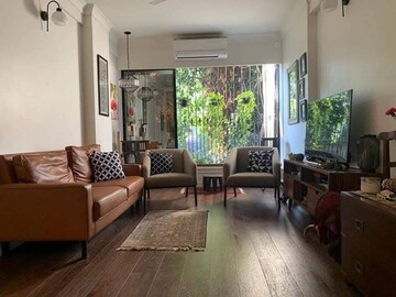 Living Room in 1 BHK Apartment at Lake View Bandra, Bandra West – for Rent