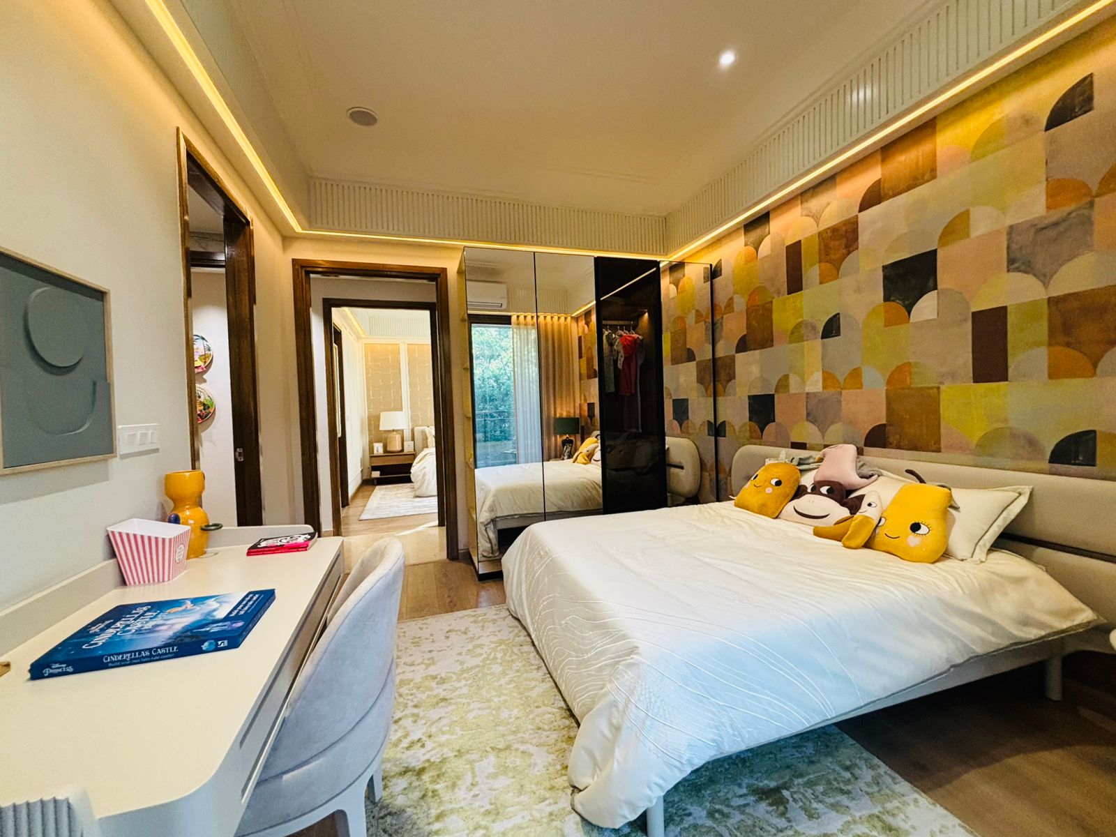 3 BHK + Servant Room Builder Floor For Sale in Anant Raj Ashok Estate