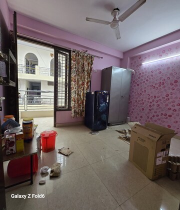 Master Bedroom in 1 BHK Builder Floor at Chattarpur – for Rent