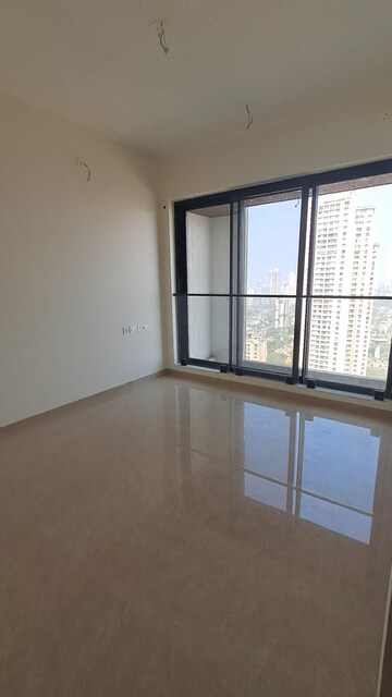 Room in 2 BHK Apartment at Dosti Eastern Bay, Wadala – for Rent