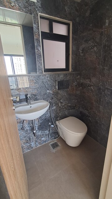 Furnished Amenities in 2 BHK Apartment at Dosti Eastern Bay, Wadala – for Rent