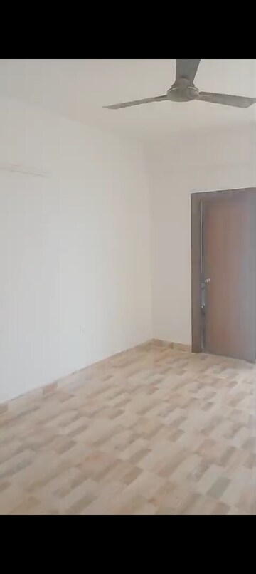 Room in 3 BHK Apartment at VVIP Mangal, Raj Nagar Extension – for Rent