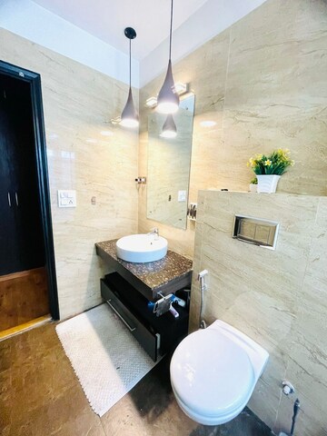 Bathroom in 4 BHK Builder Floor at Ardee City, Sector 52 – for Rent