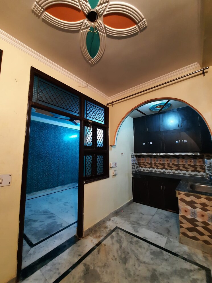 undefined, new ashok nagar 2 Bedroom 600 Sq.Ft. Builder Floor In New Ashok Nagar Delhi 8005099