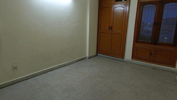 Room, vasundhara enclave 3 Bedroom 1450 Sq.Ft. Apartment In Vasundhara Enclave Delhi 8005129