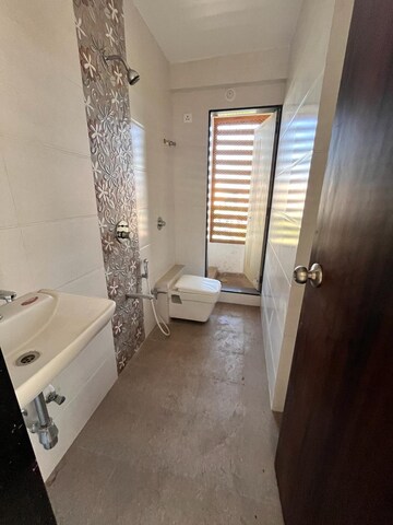 Bathroom in 3 BHK Apartment at Vasant Vihar Complex, Pokhran Road No 2 – for Rent