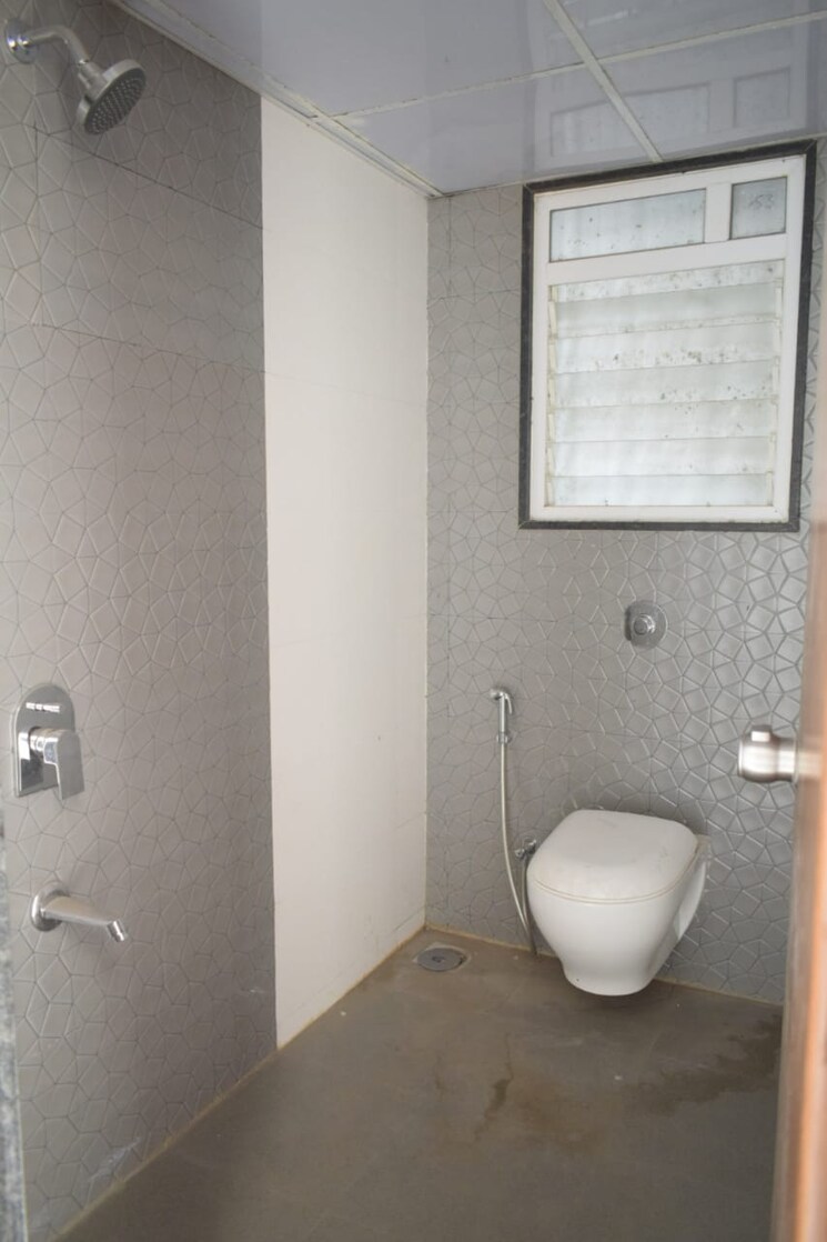 Bathroom, kohinoor-jeeva 2 Bedroom 920 Sq.Ft. Apartment In Bibwewadi Pune 8005160