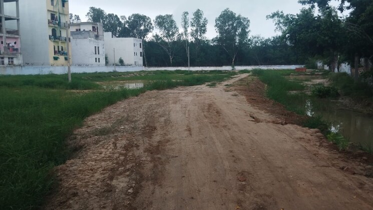 undefined, jewar  100 Sq.Yd. Plot In Jewar Greater Noida 8005186