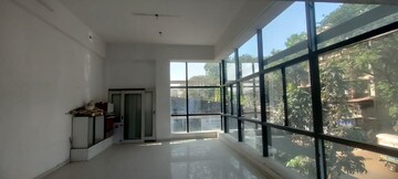 Room in  Office Space at Aditya Plaza Malad, Malad West – for Sale