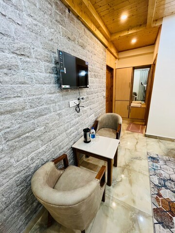 Living Room in 6+ BHK Villa at Mall Road – for Sale