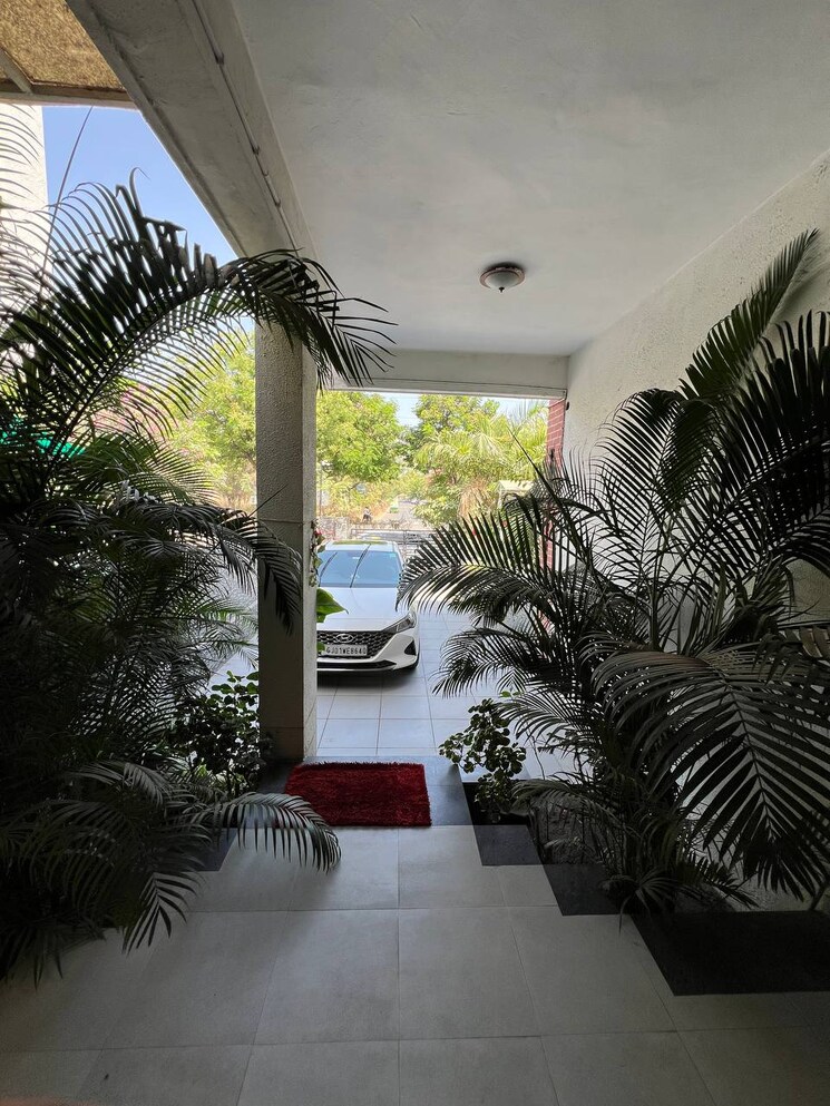 Balcony, thaltej 4 Bedroom 310 Sq.Yd. Villa In Thaltej Ahmedabad 8005371