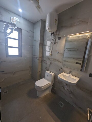 Bathroom in 2 BHK Builder Floor at Ansal Plaza Sector-23, Sector 23 – for Rent