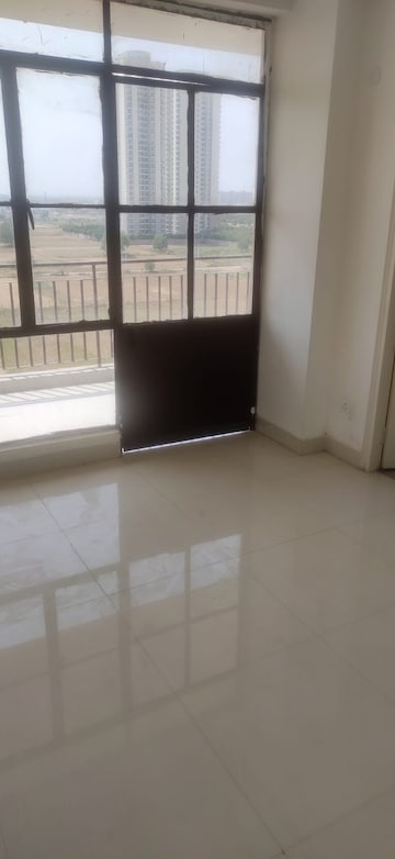 Room in 1 BHK Apartment at Signature Global Synera, Sector 81 – for Rent