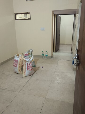 Parking in 2 BHK Builder Floor at Dilshad Garden – for Rent