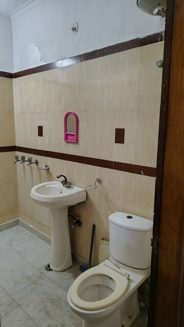 Bathroom in  Pg at Vaishali Sector 5 – for Rent