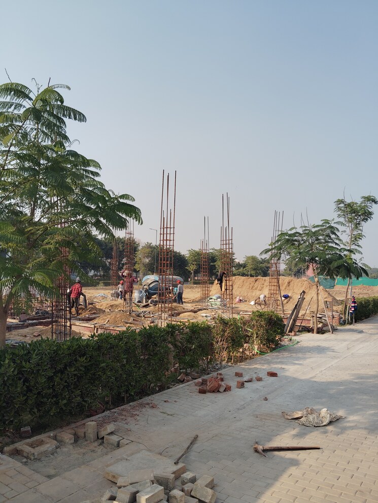 Exterior View, bptp-district-3  120 Sq.Yd. Plot In Sector 85 Faridabad 8005489