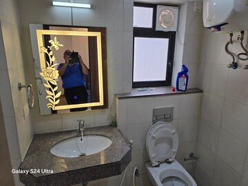 Furnished Amenities in 3 BHK Apartment at DLF The Skycourt, Sector 86 – for Rent