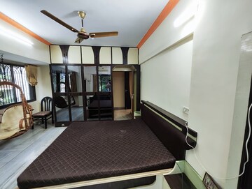Gym in 2 BHK Apartment at Vishwananak Apartment, Andheri East – for Rent