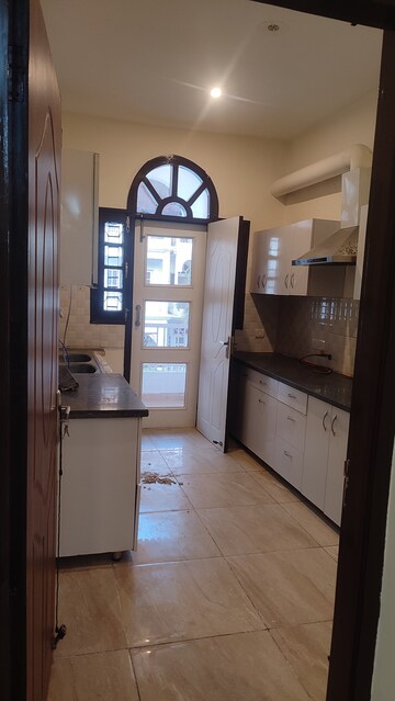 Kitchen in 3 BHK Builder Floor at Sector 74 – for Rent