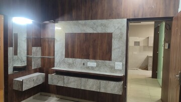 Furnished Amenities in 3 BHK Builder Floor at Sector 74 – for Rent