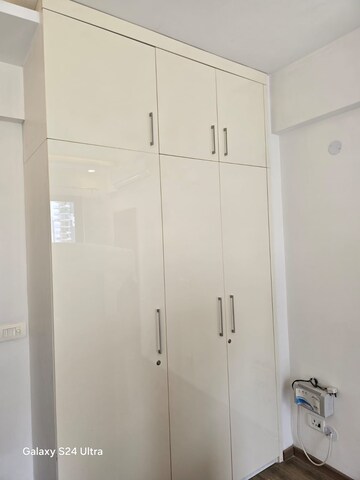 3 BHK Apartment For Rent in DLF The Skycourt, Sector 86