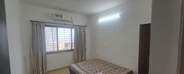 Room in 2 BHK Apartment at Nirmal Lifestyle Zircon, Mulund West – for Rent