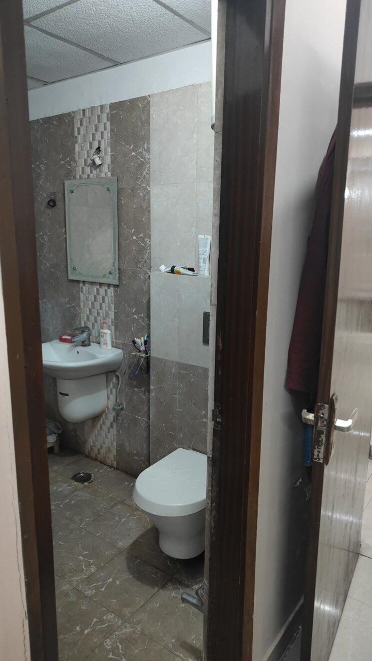 Bathroom, vikas nagar 2 Bedroom 1250 Sq.Ft. Apartment In Vikas Nagar Lucknow 8005543