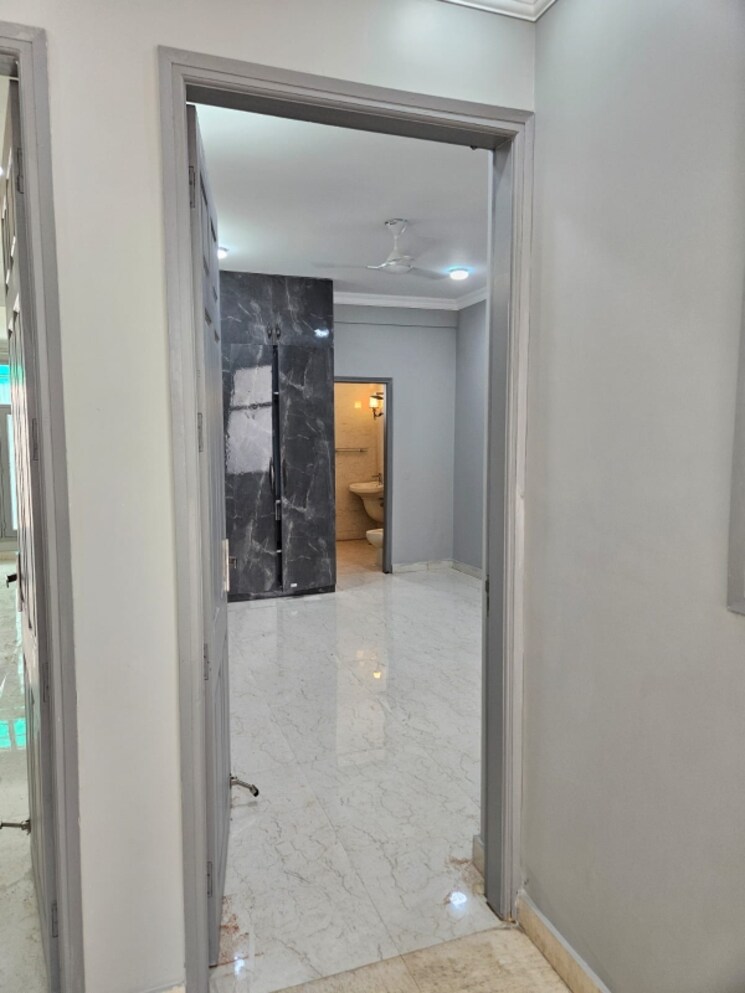 undefined, new friends colony 6 Bedroom 500 Sq.Yd. Independent House In New Friends Colony Delhi 8005601