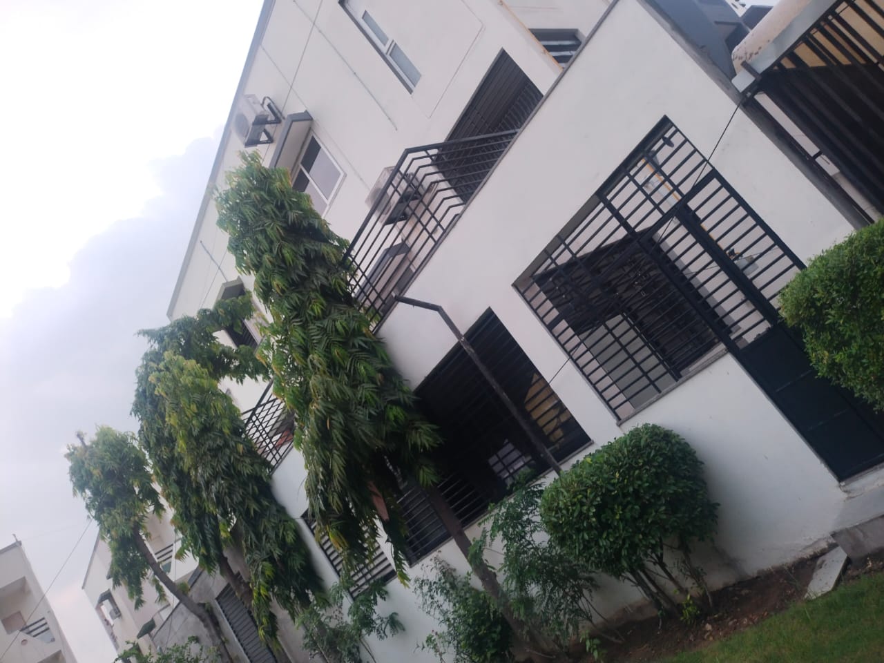 4 BHK + Pooja Room,Study Room Villa For Sale in Padmavati Bungalow Thalte