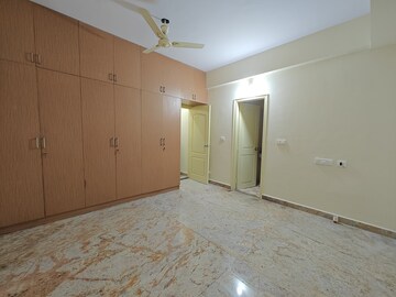 Room in 3 BHK Builder Floor at Hsr Layout – for Rent