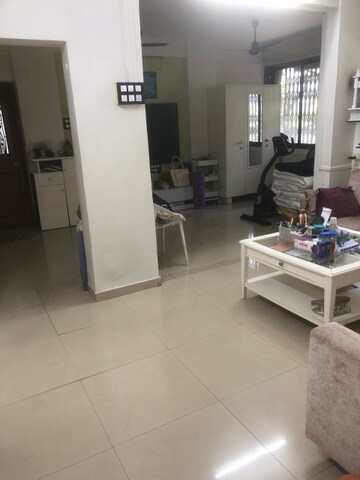 Master Bedroom in 3 BHK Apartment at Darshan Smruti Apartment, Santacruz West – for Sale