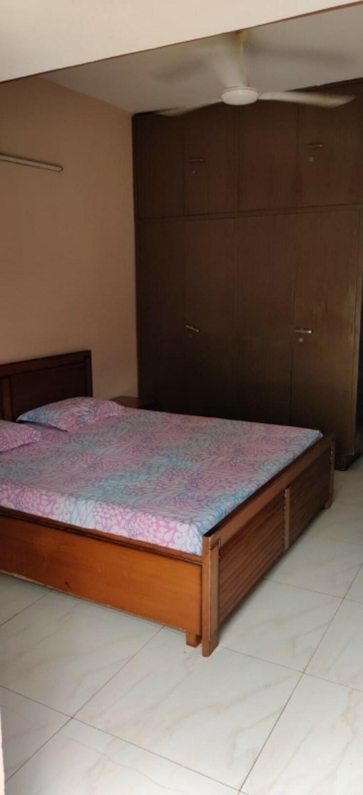 Bedroom, maharani bagh 5 Bedroom 1110 Sq.Yd. Independent House In Maharani Bagh Delhi 8005696