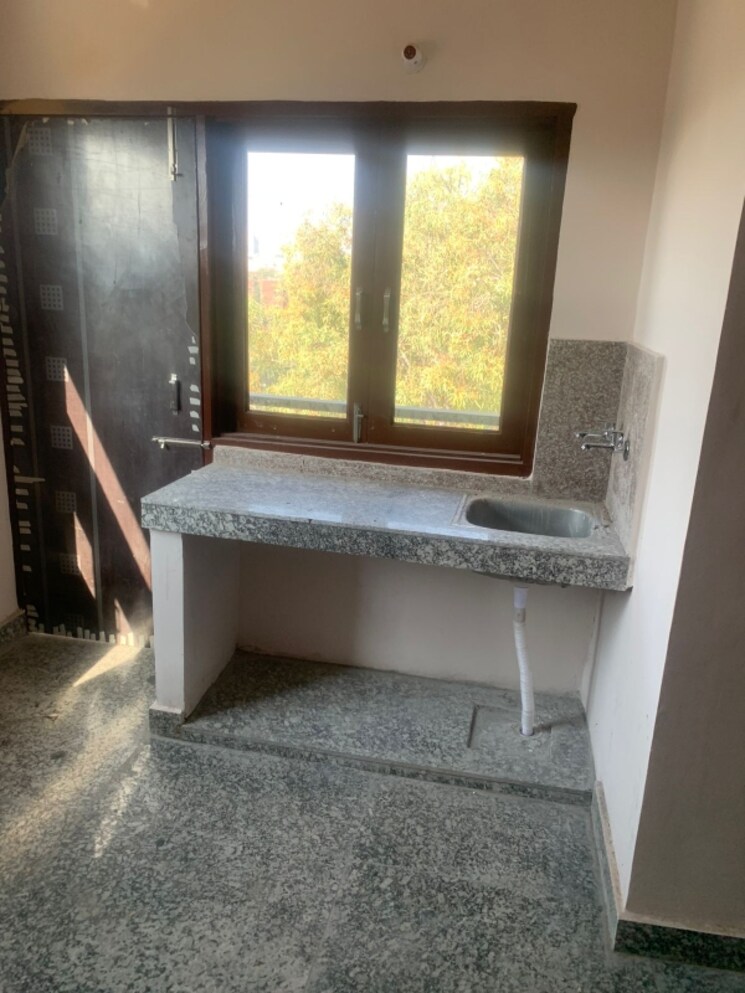 Living Room, maharani bagh 5 Bedroom 1110 Sq.Yd. Independent House In Maharani Bagh Delhi 8005696