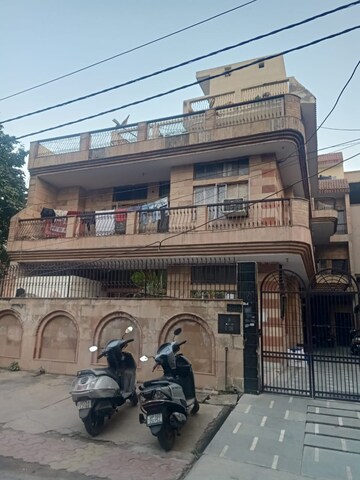 6+ BHK Independent House For Sale in Sector 23