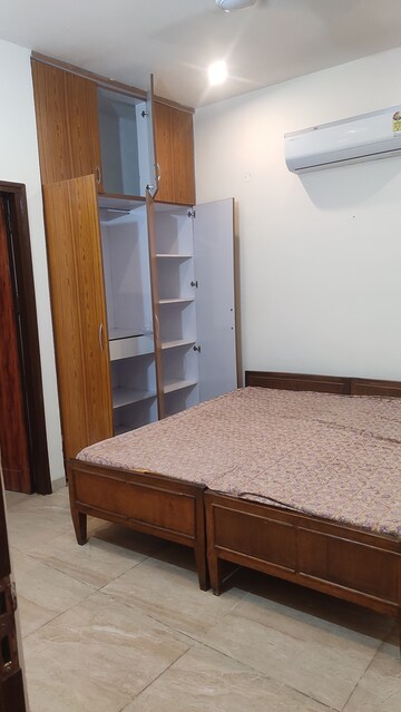 Furnished Amenities in 3 BHK Builder Floor at Sector 74 A – for Rent