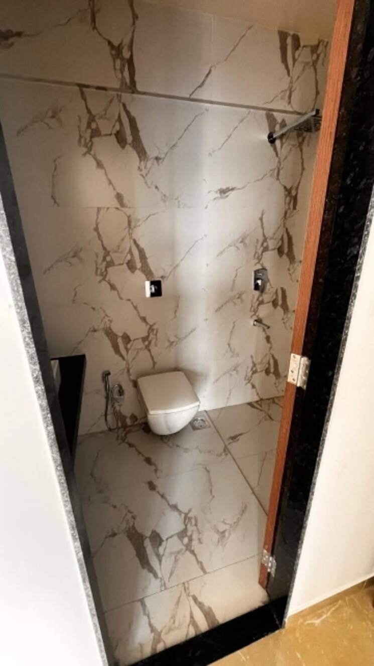 Bathroom, deep-sky 1 Bedroom 426 Sq.Ft. Apartment In Vasai East Palghar 8005711
