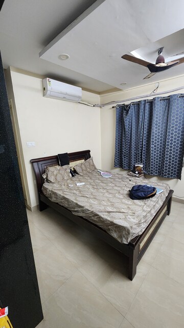 Bedroom in 3 BHK Apartment at North Villa Kondapur, Kondapur – for Rent