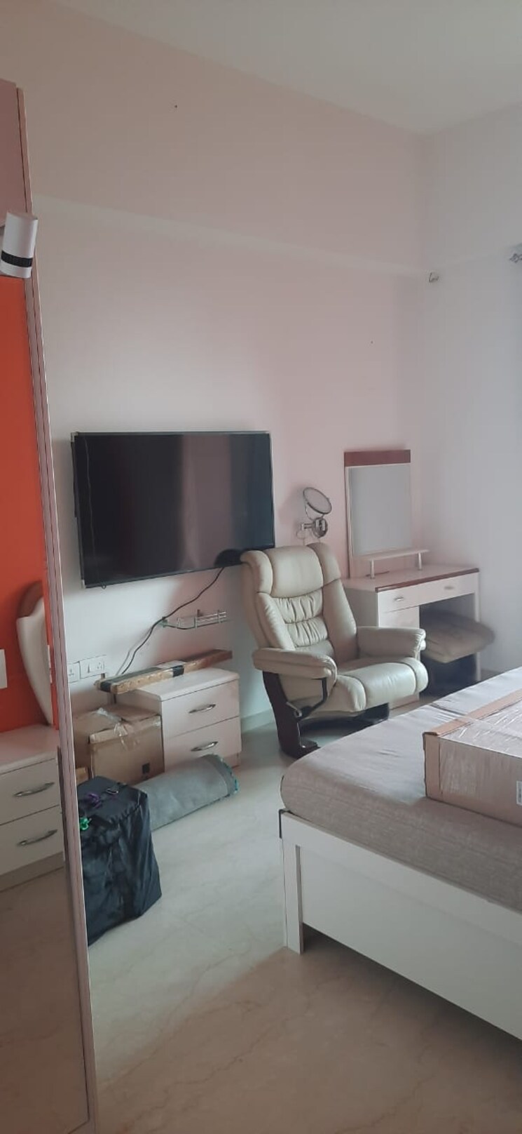 Living Room, divine-aspen-garden 3 Bedroom 951 Sq.Ft. Apartment In Goregaon East Mumbai 8005849