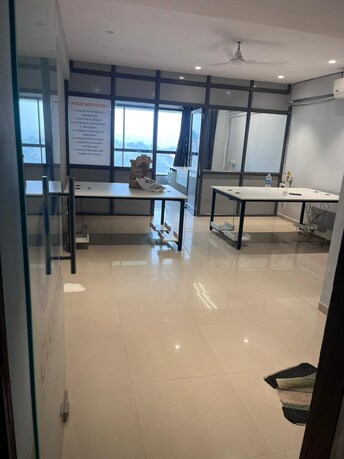 Commercial Office Space 400 Sq.Ft. For Rent in Adajan Surat  8005854