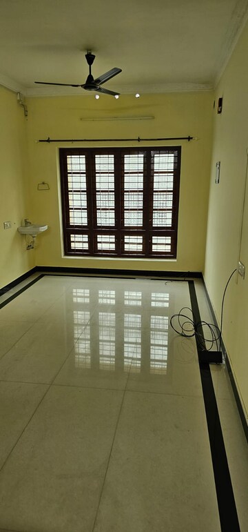 Room in 3 BHK Villa at Kanjirampara – for Sale