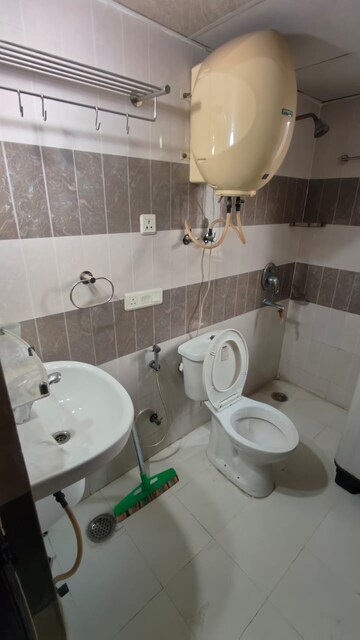 Bathroom in 2 BHK Apartment at Amrapali Silicon City, Sector 76 – for Rent