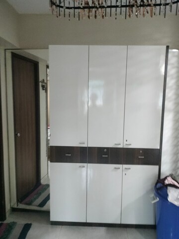 Furnished Amenities in 1 BHK Apartment at Lodha Amara, Kolshet Road – for Rent