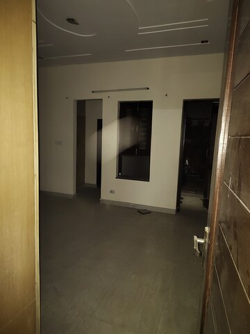 Furnished Amenities in 6+ BHK Independent House at Sector 16 – for Sale