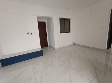 Room in 2 BHK Apartment at Raymond Ten X Vibes, Jk Gram – for Rent